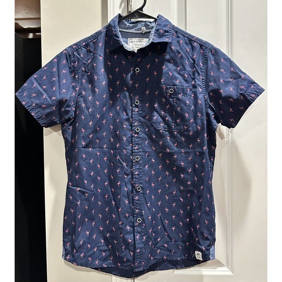 Free Planet NYC‎ to Malibu mens small ss buttom up/Flamingo - Picture 2 of 5